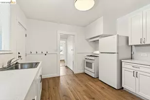 1070 Aileen St, Oakland, CA 94608 - Photo 16