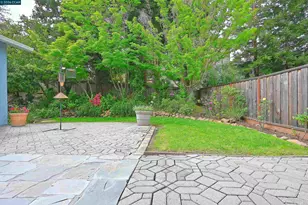 263 Croyden Dr, Pleasant Hill, CA 94523 - Photo 38