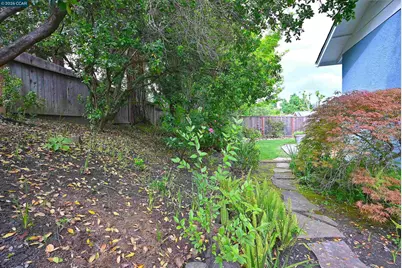 263 Croyden Dr, Pleasant Hill, CA 94523 - Photo 46