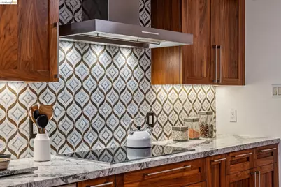 1515 Oxford St #1D, Berkeley, CA 94709 - Photo 16