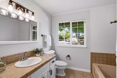 2904 Balboa Dr, Tracy, CA 95376 - Photo 22