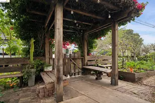 480 42nd St, Oakland, CA 94609 - Photo 4