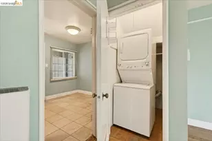 6386 Dana St, Oakland, CA 94609 - Photo 46