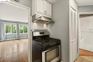 6386 Dana St, Oakland, CA 94609 - Photo 24