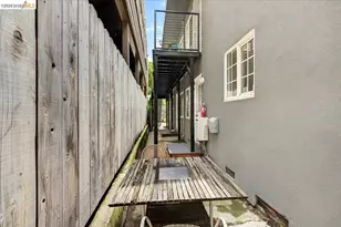 6386 Dana St, Oakland, CA 94609 - Photo 52