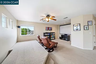 1065 Dawnview Ct, Pittsburg, CA 94565 - Photo 28