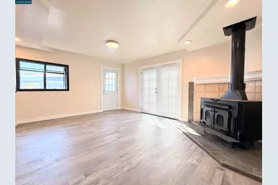 1716 Estudillo St, Martinez, CA 94553 - Photo 12