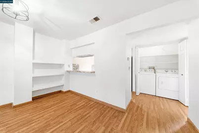 2055 Sierra Rd #106, Concord, CA 94518 - Photo 2