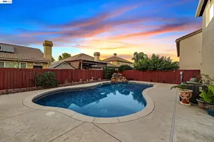 1419 Nubian St, Patterson, CA 95363 - Photo 6