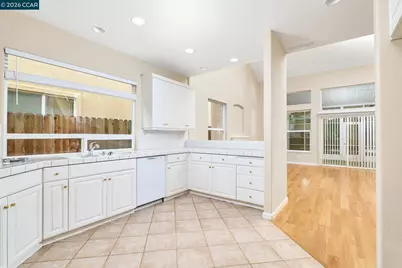 3007 Bergamo Ct, Sacramento, CA 95833 - Photo 4