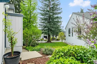 225 Woodside Ct, Grass Valley, CA 95945 - Photo 38