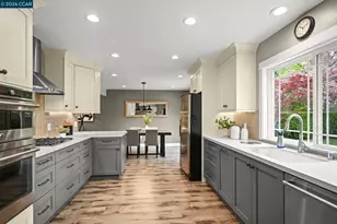 11 Ambleside Ct, Danville, CA 94526 - Photo 4