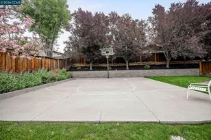 11 Ambleside Ct, Danville, CA 94526 - Photo 32