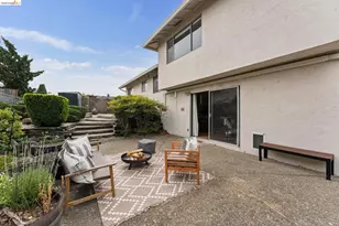 5200 Pinecrest Dr, Oakland, CA 94605 - Photo 54