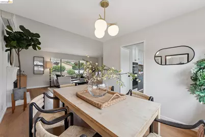 5200 Pinecrest Drive, Oakland, CA 94605 - Photo 14