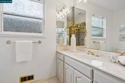 3245 McKean Dr, Concord, CA 94518 - Photo 26