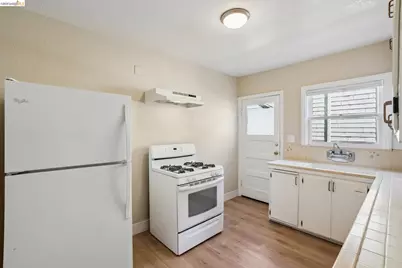 876-880 52nd St, Oakland, CA 94608 - Photo 20