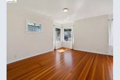 876-880 52nd St, Oakland, CA 94608 - Photo 6