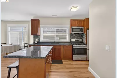 1929 Haste St, Berkeley, CA 94704 - Photo 32