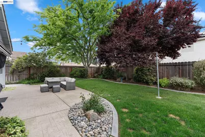 763 Grafton St, Manteca, CA 95337 - Photo 32