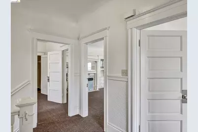 820 52nd St, Oakland, CA 94608 - Photo 32