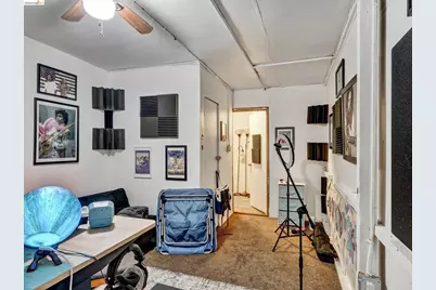 820 52nd St, Oakland, CA 94608 - Photo 20