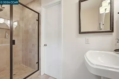 204 Miramonte Dr, Moraga, CA 94556 - Photo 28