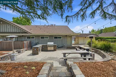 204 Miramonte Dr, Moraga, CA 94556 - Photo 34
