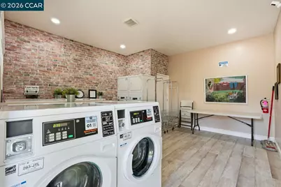 204 Miramonte Dr, Moraga, CA 94556 - Photo 36