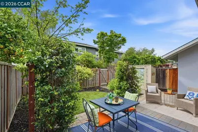 204 Miramonte Dr, Moraga, CA 94556 - Photo 38