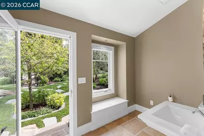 208 Erselia Trl, Alamo, CA 94507 - Photo 12