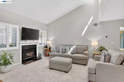 218 Apollo #3, Hercules, CA 94547 - Photo 1