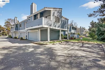 218 Apollo #3, Hercules, CA 94547 - Photo 2