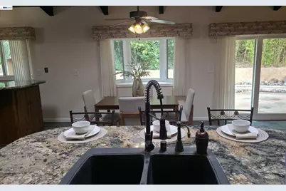 699 Fiesta Pl, Hayward, CA 94544 - Photo 8