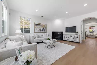 4978 Houlton Ct, Dublin, CA 94568 - Photo 4