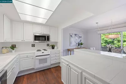 1601 Canyonwood Ct #2, Walnut Creek, CA 94595 - Photo 8