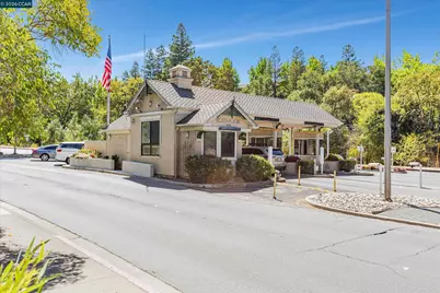 1601 Canyonwood Ct #2, Walnut Creek, CA 94595 - Photo 30