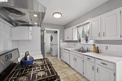 1016 C St, Antioch, CA 94509 - Photo 14