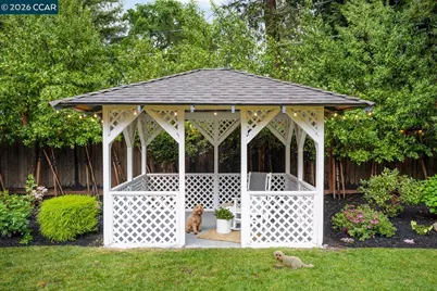 118 Alvern Court, Alamo, CA 94507 - Photo 6