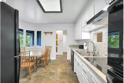 26257 Coleman Ave, Hayward, CA 94544 - Photo 22