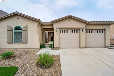 1973 Carogold Ln, Manteca, CA 95337 - Photo 4