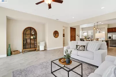 1973 Carogold Ln, Manteca, CA 95337 - Photo 12