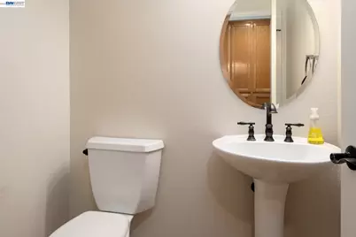 228 Stowring Rd, Petaluma, CA 94952 - Photo 32