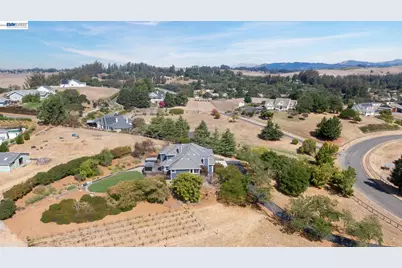 228 Stowring Rd, Petaluma, CA 94952 - Photo 42