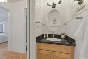 6 Commodore Dr, Emeryville, CA 94608 - Photo 26