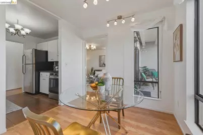 6 Commodore Dr #C450, Emeryville, CA 94608 - Photo 12