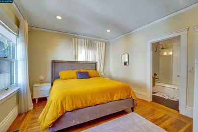 2038 Lakeshore Ave, Oakland, CA 94606 - Photo 18