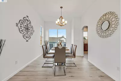 22 Buena Vista Rd, South San Francisco, CA 94080 - Photo 10