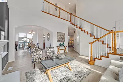 22 Buena Vista Rd, South San Francisco, CA 94080 - Photo 8