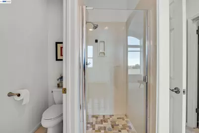 22 Buena Vista Rd, South San Francisco, CA 94080 - Photo 32